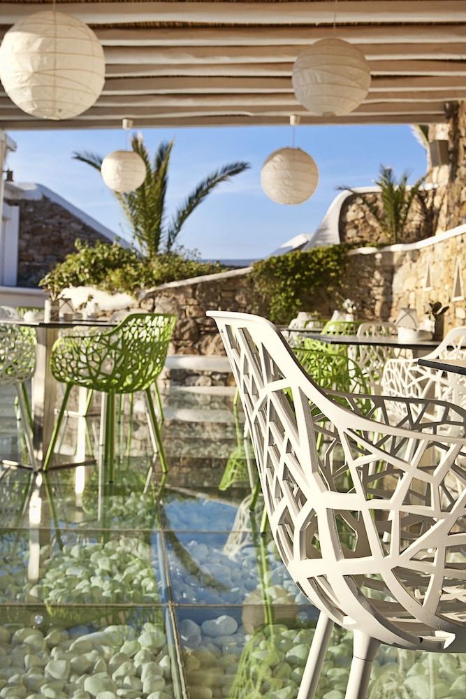 Numo Mykonos Boutique